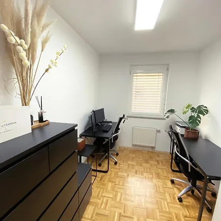 Serenity Escape: Entire Retreat Apartamento *